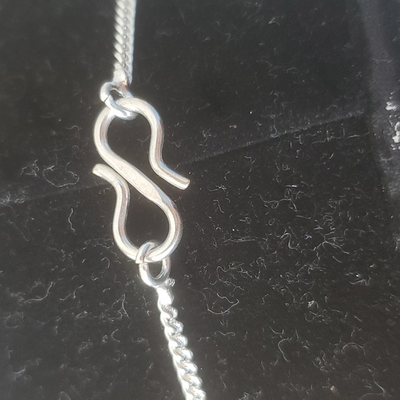 Ammonite Fossil, Labradorite and Faceted Garnet 925 Silver Necklace. - Picture 10 of 10